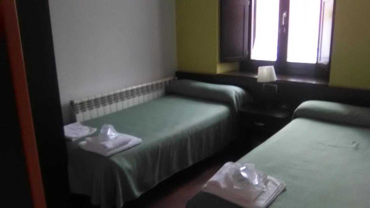 El Albergue Covaleda Exteriör bild